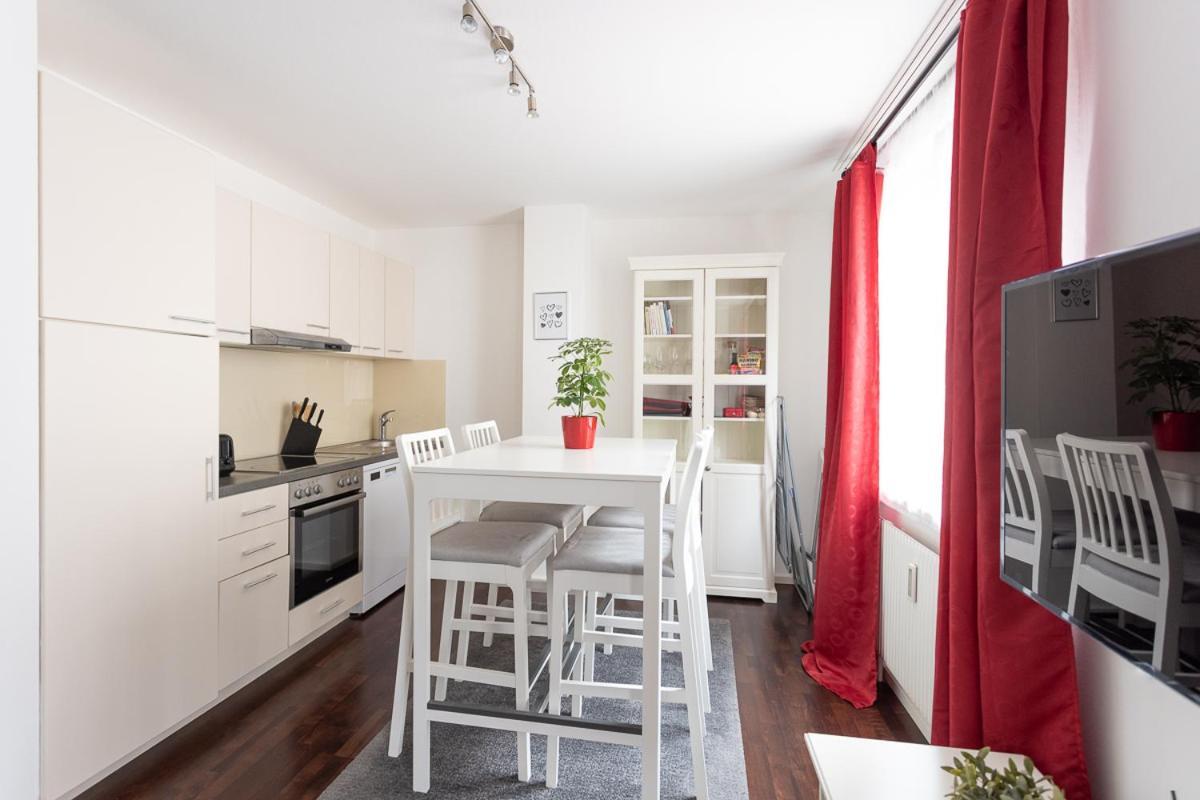 New Shalalaliving Vienna - Lovenest Or Workspace Near Schoenbrunn Bg Экстерьер фото